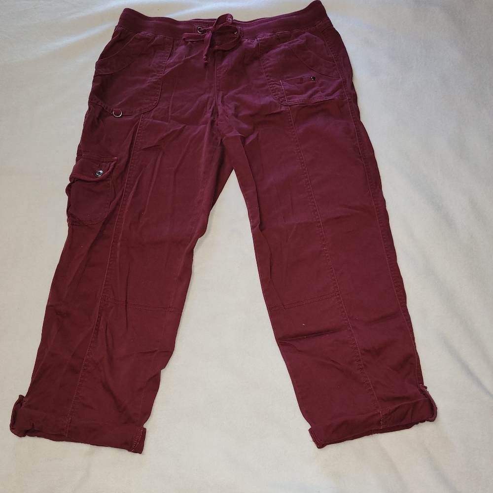 Capri length cargo pants